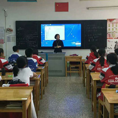 75-calowy ekran dotykowy Smart Nano Blackboard w jednym interaktywnym panelu